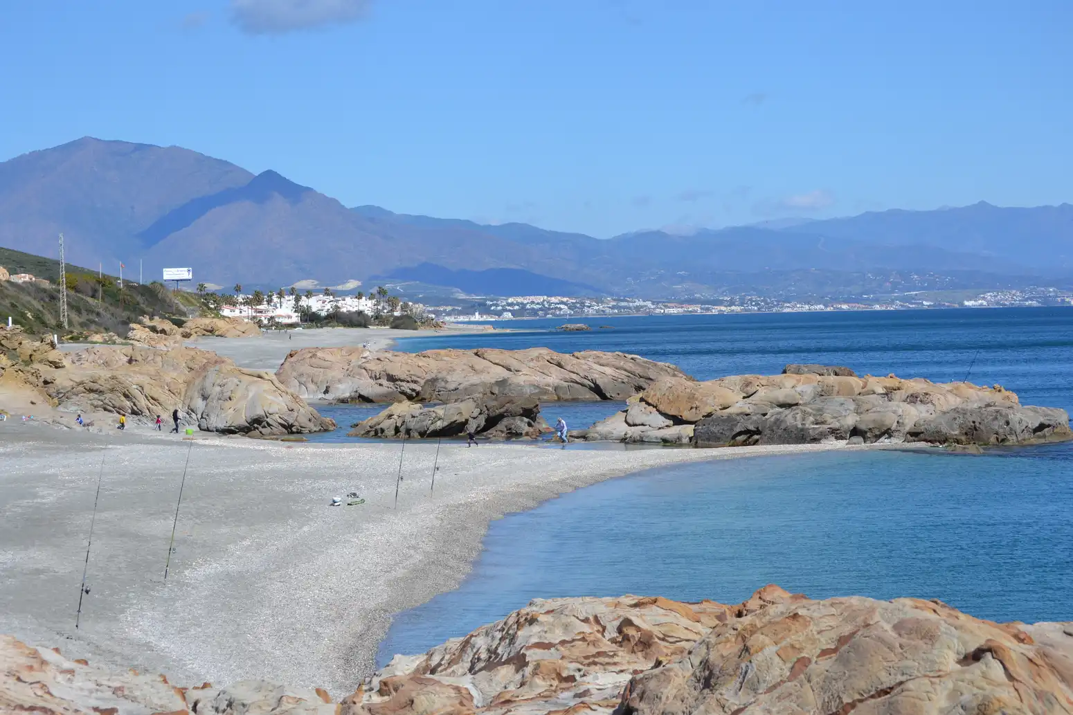 Costa del Sol en Calma: Tres Destinos de Playa para Escapar del Turismo de Masas 2
